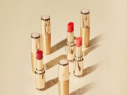 5 Serum Bibir Terbaik yang Ekstra Melembapkan dan Bikin Merona Alami