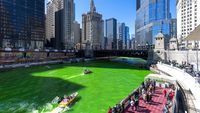 Sungai Chicago Disulap Jadi Warna Hijau, Bagaimana Bisa?