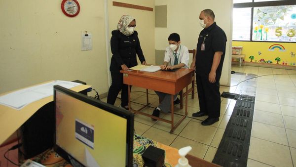 Menengok USBN Tatap Muka di SLBA Lebak Bulus