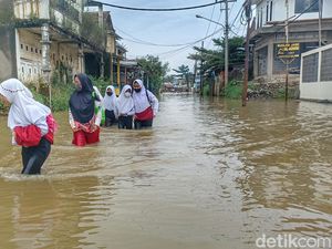 Dampak Banjir di Baleendah, 8 Ribu Orang Jadi Korban Dampak Banjir di Baleendah, 8 Ribu Orang Jadi Korban