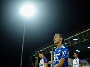 Ke Mana Henhen Herdiana yang Menghilang dari Skuad Persib? Ke Mana Henhen Herdiana yang Menghilang dari Skuad Persib?
