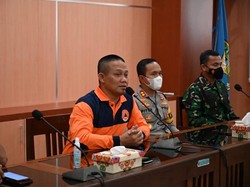 Banjir Melanda Kebumen, Bupati Perintahkan Tiap Kecamatan Buat Posko