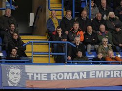 PM Inggris: Setop Nyanyikan Abramovich, Fans Chelsea!