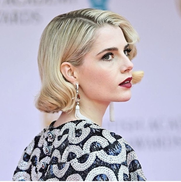 Foto: instagram.com/faydebee Lucy Boynton/