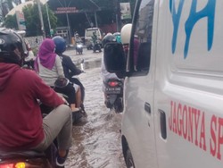 Genangan di Jalan Tanjung Barat Jaksel Arah Depok Surut