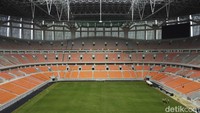 Jakarta International Stadium berkapasitas 82.000 penonton.