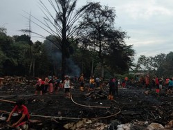 Dipicu Korsleting Listrik, Kebakaran di Bekasi Hanguskan 50 Bedeng