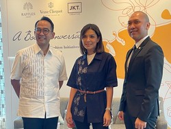 Keren! Ibu-ibu Rusun Ini Daur Ulang Sprei Bekas Hotel Mewah Jadi Kemeja