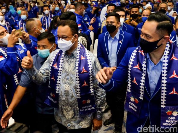 Momen Kebersamaan AHY-Anies di Pelantikan Pengurus Partai Demokrat