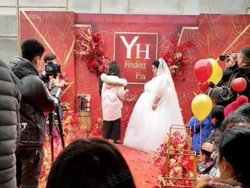 Wanita Berbobot 200 Kg Menikah Wajah Sedihnya Viral, Begini Reaksi Suaminya