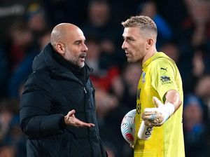Pep Guardiola Ngomong Apa sih ke Kiper Crystal Palace?