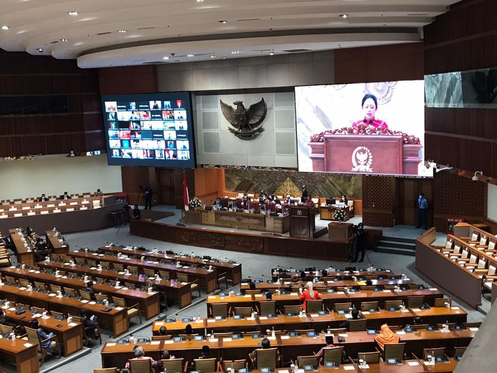 DPR Gelar Rapat Paripurna Pengesahan Calon Anggota BPK Siang Ini