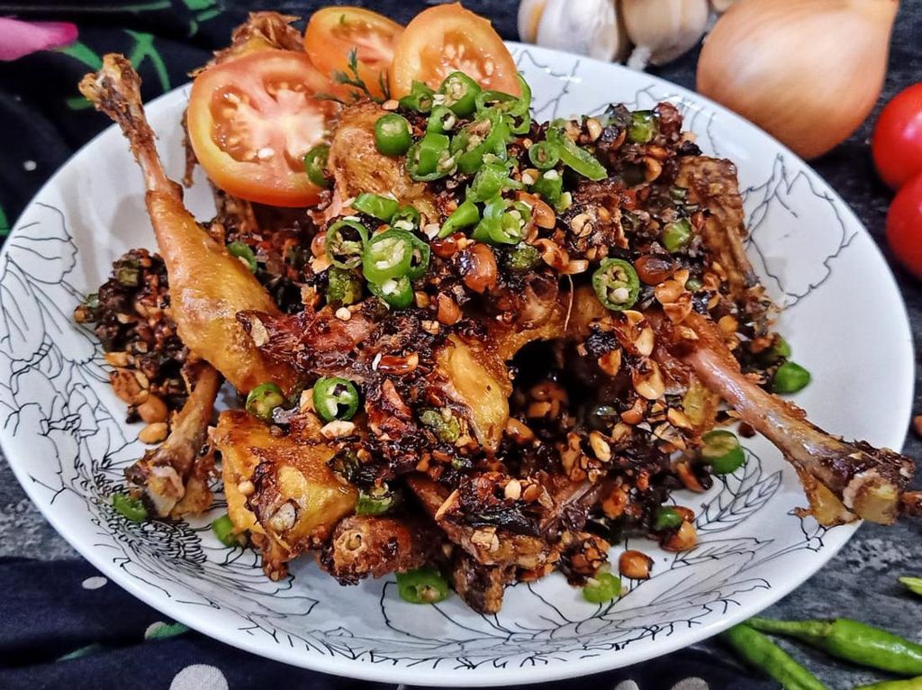 Resep Pembaca: Resep Ayam Kecap Rawit Khas Palembang yang Pedas Manis