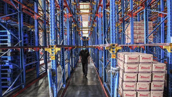 Sidak Gudang Distribusi Minyak Goreng di Tanjung Priok