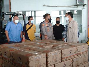 Polisi Sidak Pabrik Minyak Goreng di Cilegon, Ini Temuannya