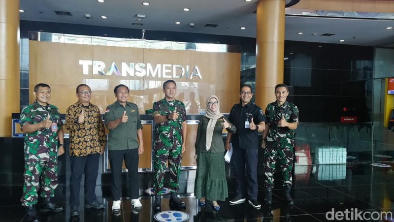 Kolaborasi CTARSA-TNI AL Tebar Kebaikan di Pulau Ndana NTT