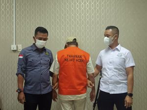 Buron Korupsi Pembangunan Dermaga NTT Rp 20 M Ditangkap di Aceh Buron Korupsi Pembangunan Dermaga NTT Rp 20 M Ditangkap di Aceh
