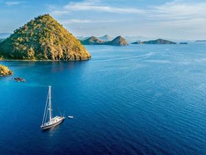 Mau Pelesir ke Labuan Bajo Layaknya Delegasi G20? Cek Rekomendasi Ini!