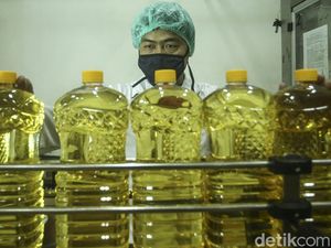 Bikin Pabrik di Surabaya, BUMN Ini Jadi Produsen Minyak Goreng Terbesar RI Bikin Pabrik di Surabaya, BUMN Ini Jadi Produsen Minyak Goreng Terbesar RI
