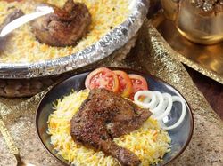 Sempat Bangkrut, Pria Ini Kini Raup Ratusan Juta dari Nasi Kebuli