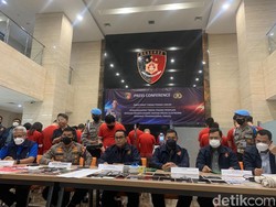 Polri Tangkap 26 WN China-Taiwan Terkait Penipuan Lintas Negara