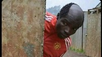 Pahit sekali nasib MU musim ini. Sudah kembali tanpa trofi usai kandas dari Liga Champions, ada pula kans terlempar dari empat besar Liga Inggris -- sehingga tak main di Liga Champions musim depan. Foto: dok. Twitter  