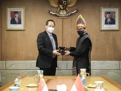 Sandiaga dan Menteri Perdagangan Singapura Bahas Kerja Sama Sektor Parekraf