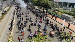 Meriahnya Parade MotoGP Saat Marc Marquez cs Geber Motor
