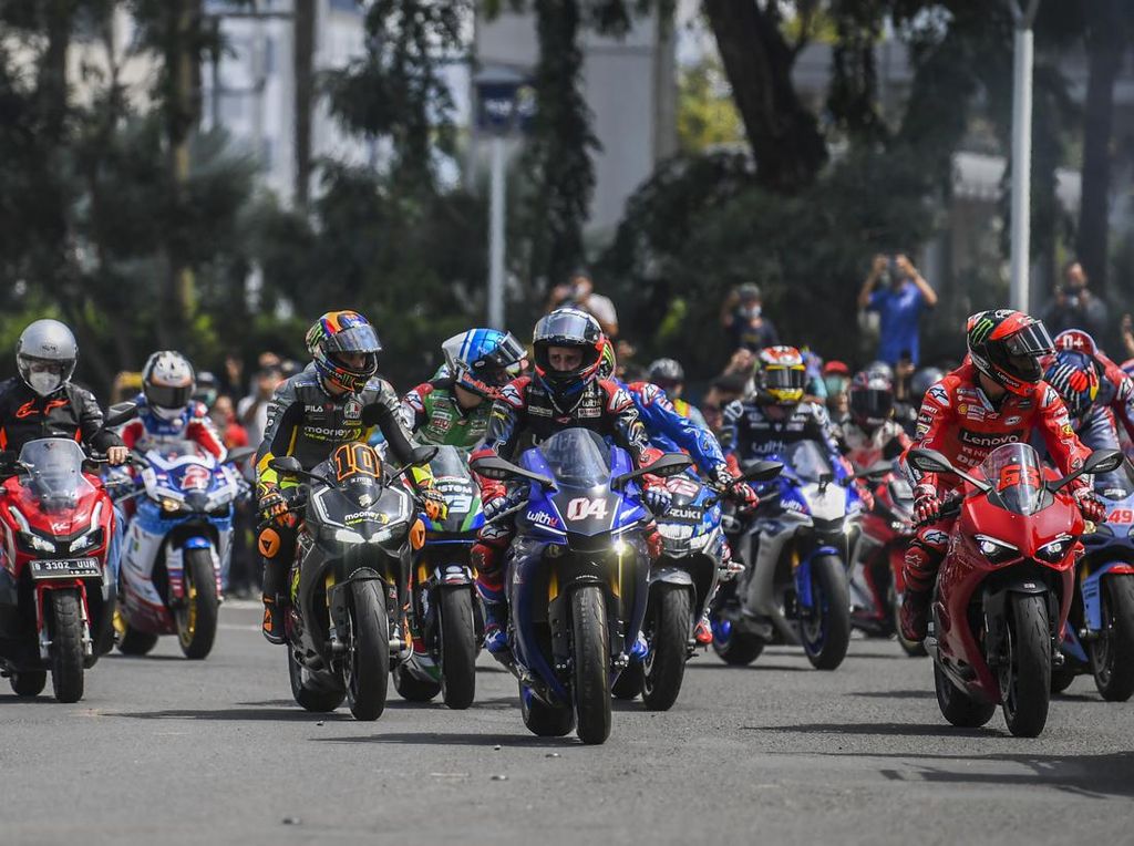 6 Momen Menarik Parade MotoGP di Jakarta Disambut Antusiasme Warga