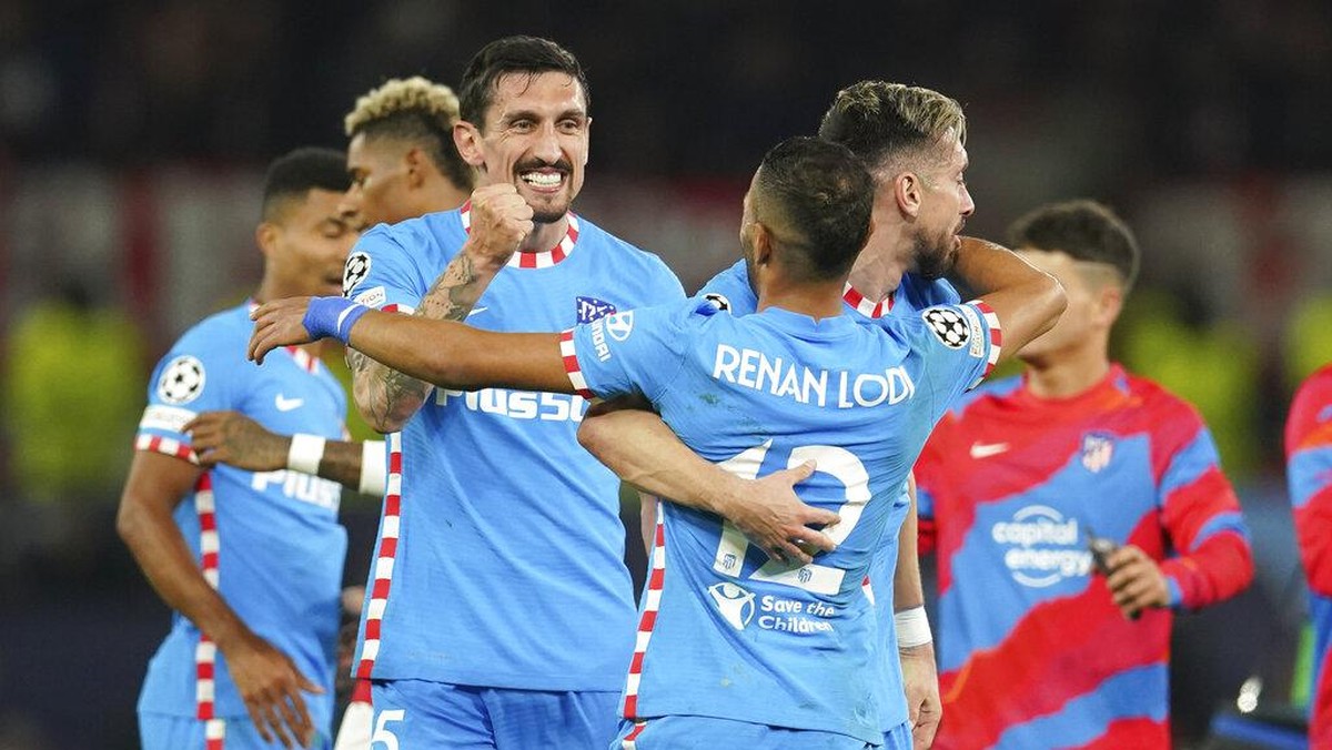 Atletico Madrid berhasil menyingkirkan Manchester United. (Foto: AP/Dave Thompson)