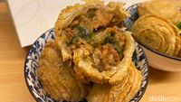 Yummy! Pastel Ayam Premium Homemade Tanpa MSG yang Enak
