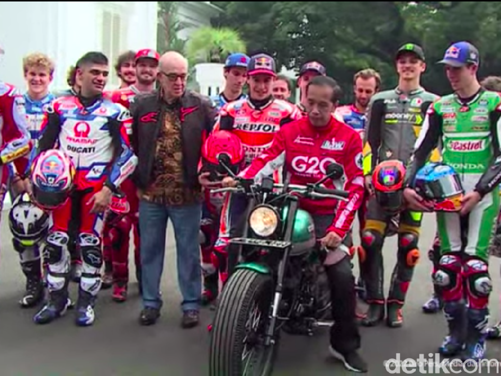 Jokowi Pamer Motor Custom ke Rider MotoGP
