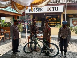 Warga Ngawi Antusias Ikut Vaksinasi Berhadiah Sepeda