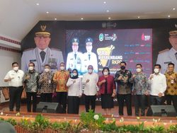 Gubsu Janji Perbaiki Jalan Rusak yang Dikeluhkan Sejumlah Bupati