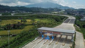 Foto Udara Proyek Tol Cisumdawu Seksi II yang Hampir Rampung