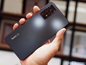 10 Rekomendasi HP Android Rp 2-5 Juta yang Ramah THR 10 Rekomendasi HP Android Rp 2-5 Juta yang Ramah THR