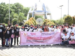 Relawan Ganjar di NTT Gelar Jalan Sehat hingga Bagi-bagi Sembako