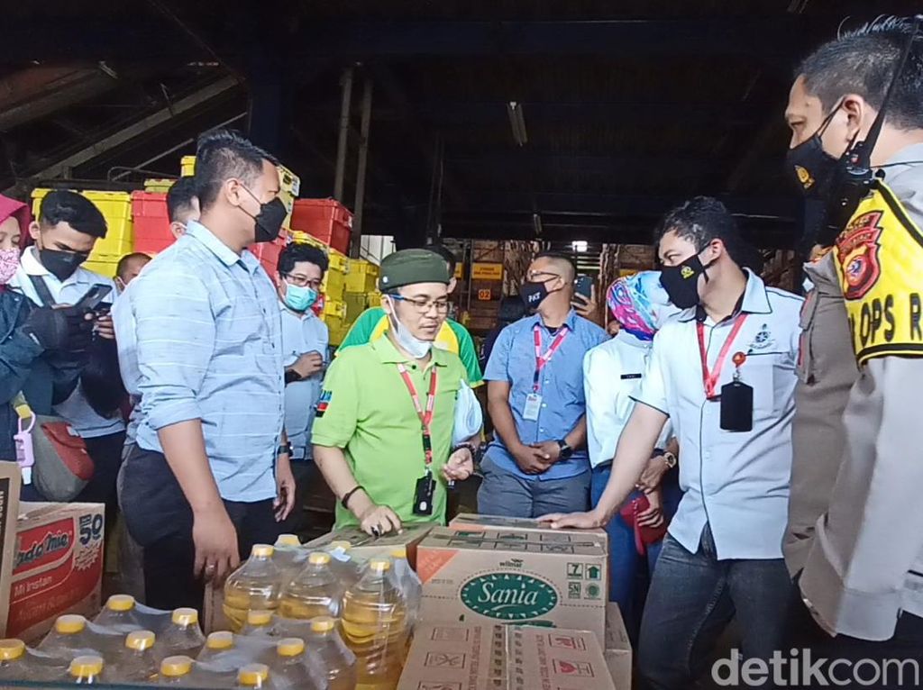 Minyak Goreng di Bandung dan Cimahi Beda Cerita