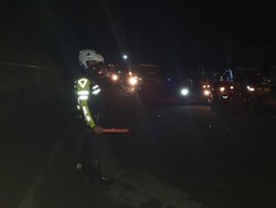 Jalan Tomo Sumedang Ambles, Ini Jalur Alternatif Cirebon-Bandung