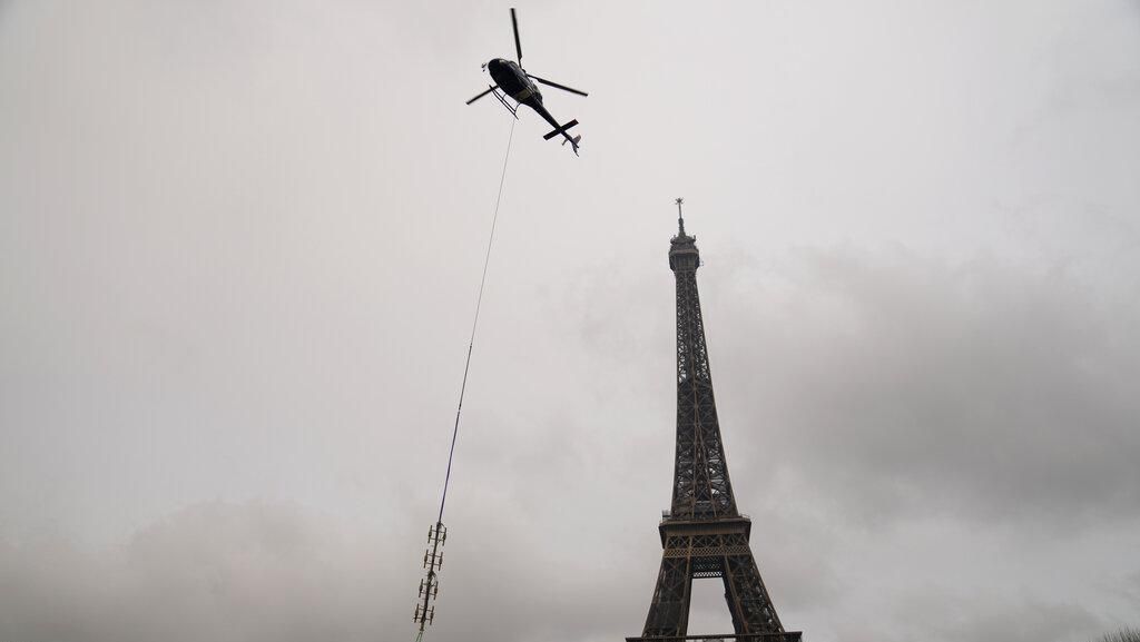 Tinggi Menara Eiffel Bertambah 6 Meter, Kok Bisa?
