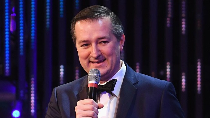 MONACO - FEBRUARY 14: Chairman and owner of the Chicago Cubs Tom Ricketts accepts the Laureus World Team of the Year Award during the 2017 Laureus World Sports Awards at the Salle des Etoiles,Sporting Monte Carlo on February 14, 2017 in Monaco, Monaco.  (Photo by Stuart C. Wilson/Getty Images for Laureus)