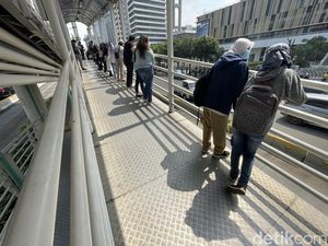 Harus Punya Gaji Berapa untuk Bisa Hidup Layak di Jakarta? Harus Punya Gaji Berapa untuk Bisa Hidup Layak di Jakarta?