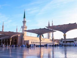 Masjid Nabawi Diberi Pengharum 20 Kali Sehari Selama Bulan Ramadan