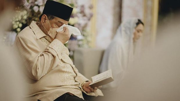 Acara pengajian menjelang pernikahan Putri Tanjung dan Guinandra Jatikusumo Acara pengajian menjelang pernikahan Putri Tanjung dan Guinandra Jatikusumo. Morden.co/Samuel Rustandi