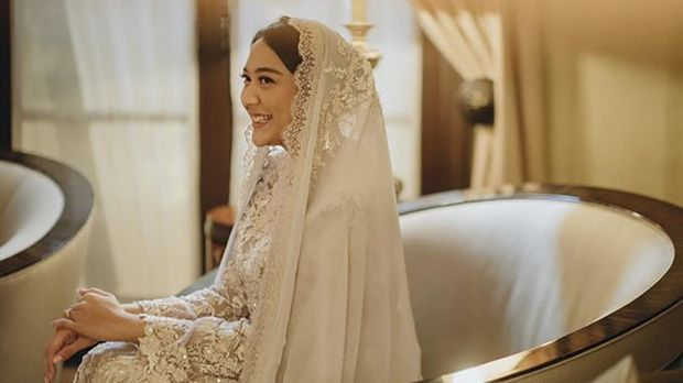 Acara pengajian menjelang pernikahan Putri Tanjung dan Guinandra Jatikusumo. Morden.co/Samuel Rustandi