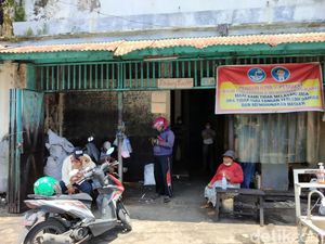 Meski Harga Naik, Agen Minyak Goreng di Surabaya Optimis Penjualan Meningkat Meski Harga Naik, Agen Minyak Goreng di Surabaya Optimis Penjualan Meningkat