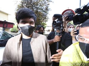Atta Halilintar Ngaku Kapok Investasi ke Sepakbola Atta Halilintar Ngaku Kapok Investasi ke Sepakbola