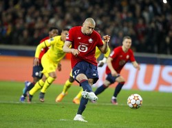 Di leg kedua, Lille kalah 1-2 dari Chelsea. Tuan rumah sempat memimpin lewat penalti Burak Yilmaz.