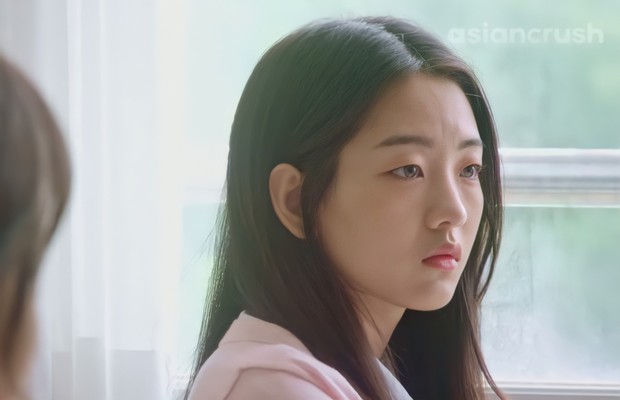 Dalam Revenge Note 1, Cho Yi Hyun berperan sebagai cameo bernama Yeri