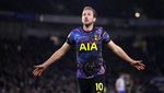 Foto Selebrasi Tendang Botol Coca Cola ala Harry Kane